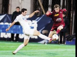 CFR Cluj s-a impus greu în faţa echipei secunde a Gloriei Bistriţa
