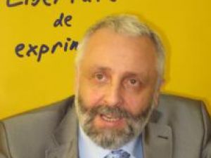 Mihai Steiciuc: „Domnul Lungu ar trebui să lase realizările PNL la acest partid, şi să nu încerce să le transfere la PD-L”