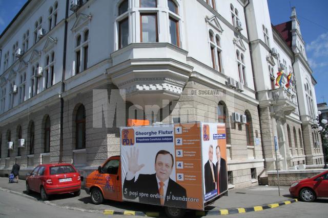 Provocare: PSD reclamă la Băişanu maşina electorală a PD-L din faţa Prefecturii