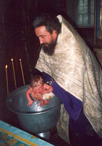 Lecţia de religie: Botezul pruncilor