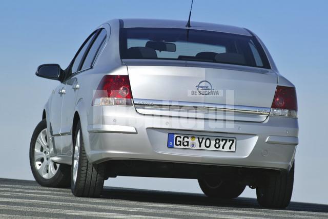 Opel Astra Sedan 2007