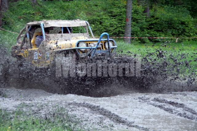 Acţiune: Noroi şi adrenalină la Bucovina Off-Road Challenge