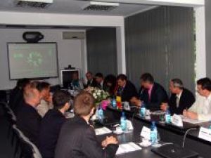 Întâlnire: Delegaţie a Miliţiei Regiunii Cernăuţi, în vizită la IPJ Suceava