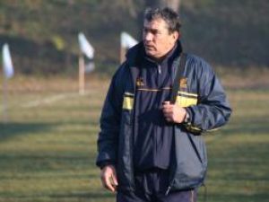 Antrenorul Constantin Vlad caută soluţii pentru ca echipa suceveană să nu fie depuncată şi sezonul următor