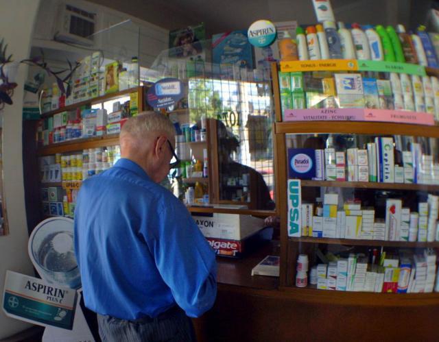 Peste trei sferturi din farmaciile din România au vânzări care le pun în pericol activitatea