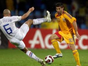 Ultima întâlnire oficială cu Olanda ne-a adus calificarea la Euro 2008