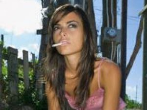 Fabricanţii prepară ţigările cu mentol pentru a atrage tinerii Foto: CORBIS