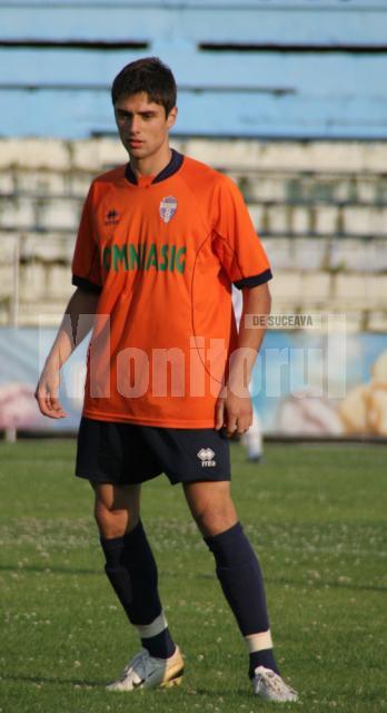 Dintre jucătorii testaţi în partida cu Poli Iaşi, oficialii suceveni au decis să renunţe la un singur nume, moldoveanul Denis Galiarski.