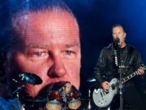 Vocalistul trupei Metallica, James Hetfield Foto: MEDIAFAX