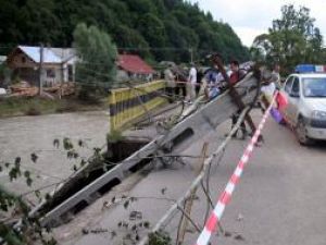 Drumuri blocate: Dificultăţi în alimentarea cu energie electrică a consumatorilor din zona Brodina - Falcău