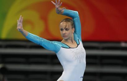 Sandra Izbaşa ţine sus steagul gimnasticii româneşti