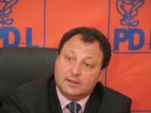 Deputatul Dumitru Pardău a criticat iniţiativa liderului PSD, Mircea Geoană, privind eliminarea imunităţii