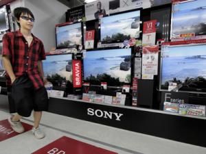 Noul televizor va costa peste 3.000 de euro Foto: AFP/Mediafax