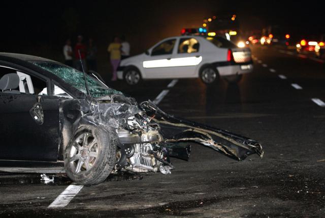 Şoferul autoturismului Seat se face vinovat de producerea accidentului