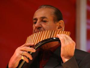 Naistul Gheorghe Zamfir Foto: MEDIAFAX