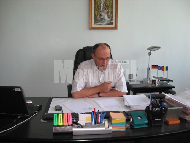Vasile Curelaru: „Din cauza neglijenţei acestei firme, mii de consumatori au rămas fără energie electrică.”