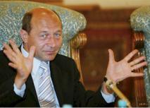 Traian Băsescu a ajuns în judeţul Suceava, afectat de inundaţiile din iulie