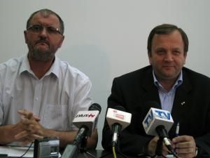 Preşedintele CJ, Gheorghe Flutur, şi subprefectul demisionar Orest Onofrei
