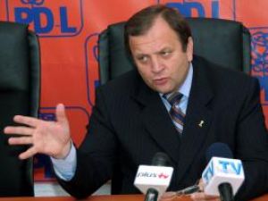 Gheorghe Flutur: „Să fie lăsaţi primarii PD-L în pace”
