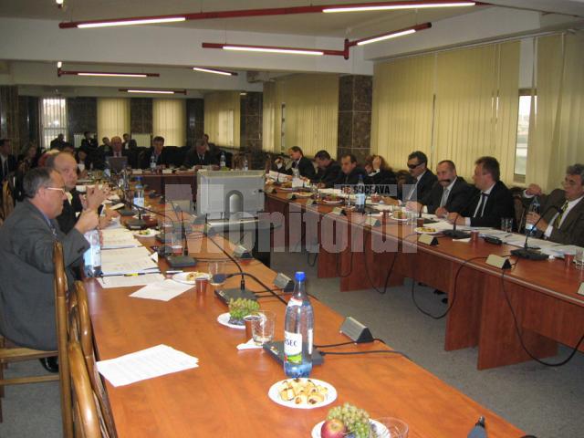 Consiliului Local Suceava a aprobat scumpirea  tarifelor la transport în comun
