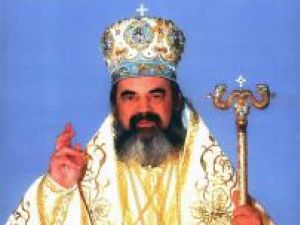 Cronica religioasă: Biserica Ortodoxă Română aniversează un an de la întronizarea Preafericitului Părinte Patriarh Daniel