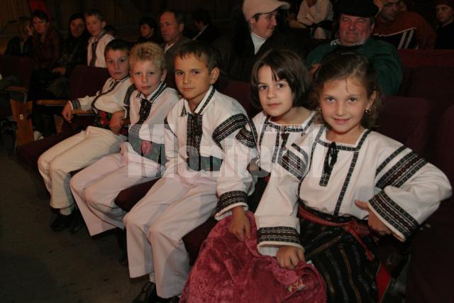 Cultural: Festivalul „Comori de suflet românesc”, ediţia a VI-a, faza finală