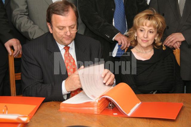 Start: PD-L Suceava şi-a înregistrat candidaţii la Biroul Electoral Judeţean