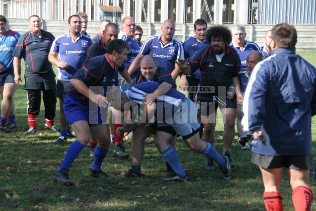 Meciul de old-boys a constituit principala atracţie a „regalului” de rugby de la Complexul Unirea