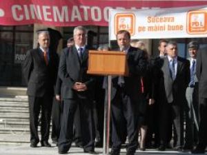 Electoral: PDL a dat startul de campanie din faţa Casei Culturii Suceava