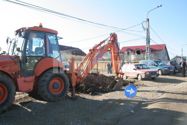 Lucrări stopate: Racordarea la reţeaua de gaz a Centrului Comercial Galeria, întreruptă de un grup de nemulţumiţi