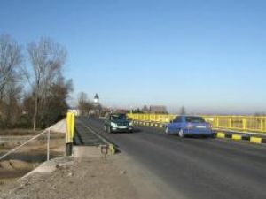 Rutier: S-a redeschis Podul Vlădichii, la intrarea în Rădăuţi