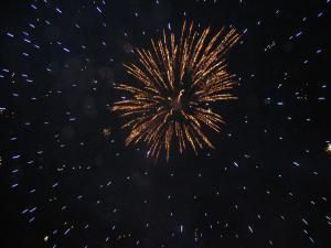 Cerul Sucevei, luminat de artificii
