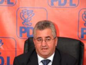 Ion Lungu: „Pentru a  duce la îndeplinire aceste proiecte vă rog să-mi daţi şi echipa de parlamentari”