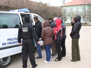 În prima săptămână din acest an, poliţiştii de frontieră au prins patru grupuri de migranţi care încercau să intre sau să iasă ilegal din România. Foto: Poliţia de Frontieră