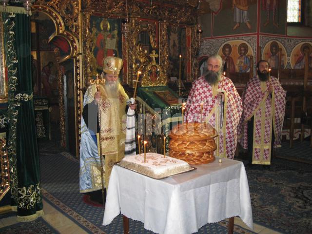 Slujba de pomenire la Mănăstirea Putna
