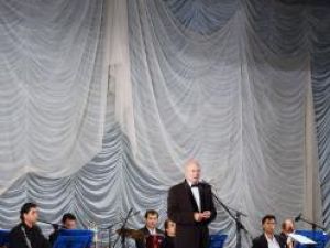 „Taina cuvintelor”: Maestrul Tudor Gheorghe va concerta miercuri la Suceava