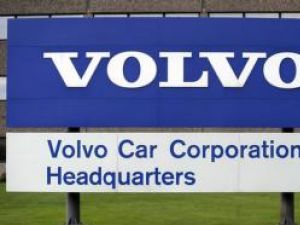 Industrie: Ford vinde Volvo pentru 6 miliarde de dolari