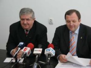 Gavril Mîrza şi Gheorghe  Flutur  au ajuns la un acord în privinţa creării unei „majorităţi funcţionale” în consiliile locale Rădăuţi şi Fălticeni