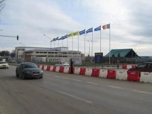 Măsuri dure: Intrarea la Metro, blocată de Primăria Suceava