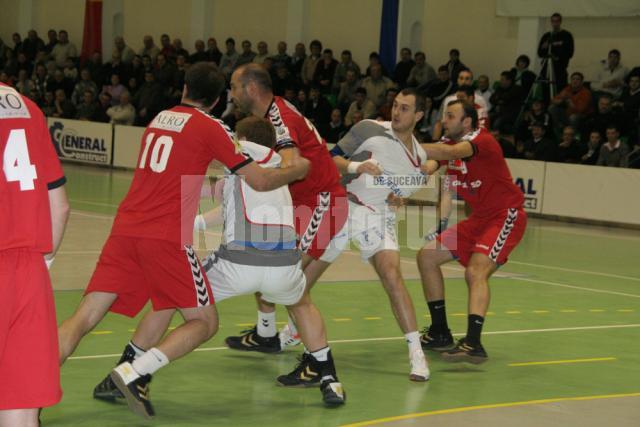 Handbal: Universitatea a început returul cu o victorie în faţa dinamoviştilor