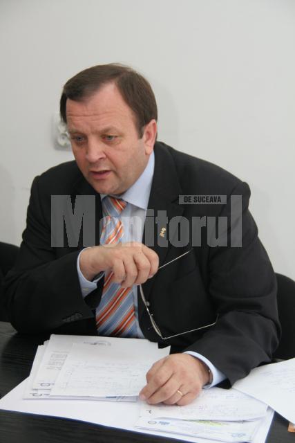 Gheorghe Flutur: „Am discutat cu primul-ministru astfel încât distribuirea sumelor către judeţele afectate de inundaţii să se facă cât mai repede”