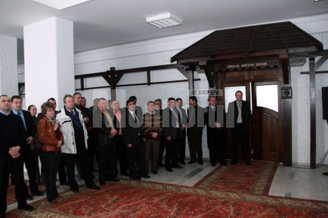 Promovare: Flutur le-a prezentat primarilor proiectul „Paştele în Bucovina”