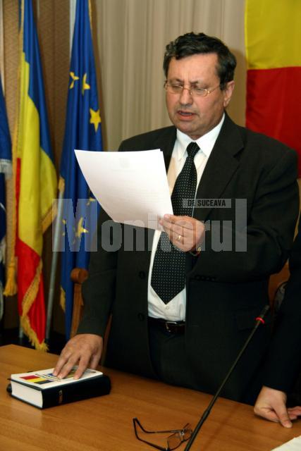 Constantin Huţanu a preluat, în mod oficial, cea de-a doua funcţie de subprefect a judeţului