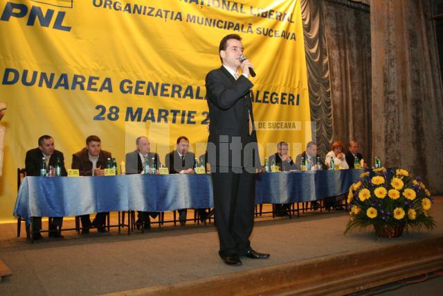 Şedinţa de alegeri a PNL Suceava a fost condusă de prim-vicepreşedintele PNL Ludovic Orban