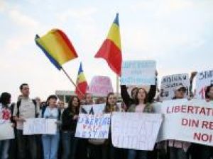 Basarabenii din Suceava s-au solidarizat cu protestatarii de la Chişinău