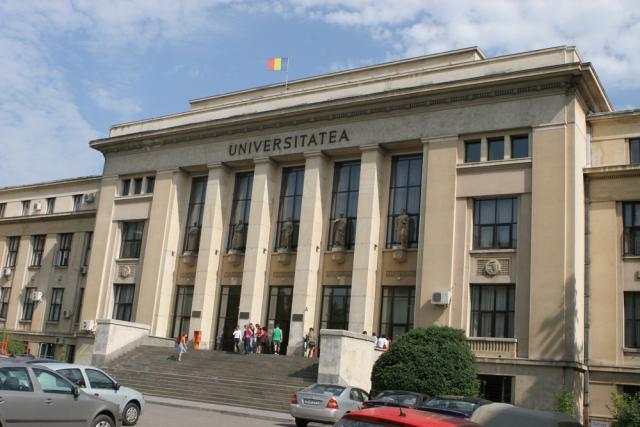 În Universitatea Bucureşti există aproximativ o sută de familii soţ - soţie sau părinte – copil în rândul cadrelor Foto: GÂNDUL