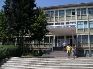 Numai un sfert dintre cei care vor termina în scurt timp gimnaziul vor învăţa în unul dintre colegiile naţionale din Suceava