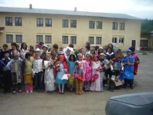 Proiect: „Parada modei ecologice”, la Grupul Şcolar Moldoviţa