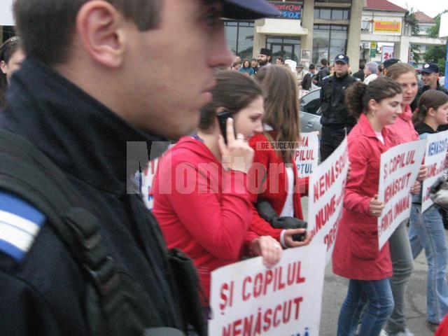 Aseară: Marş împotriva avorturilor, în centrul Sucevei