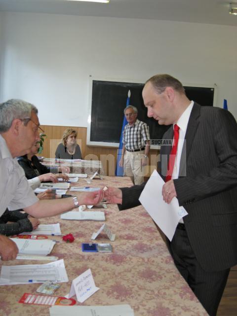Ovidiu Donţu şi-a dat votul pentru „resuscitarea accesării fondurilor europene”